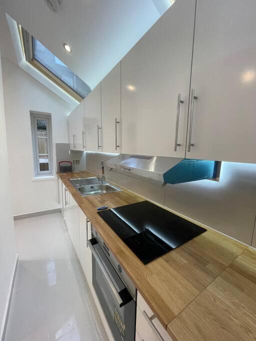 A Beautiful Terraced House In Central London 빌라 외부 사진