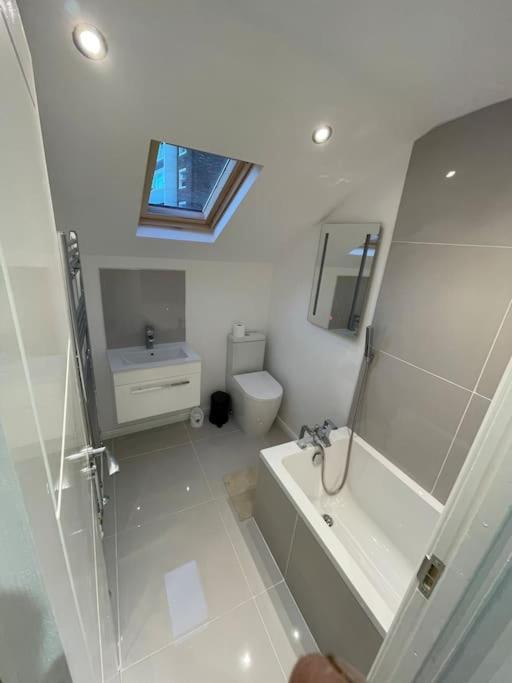 A Beautiful Terraced House In Central London 빌라 외부 사진